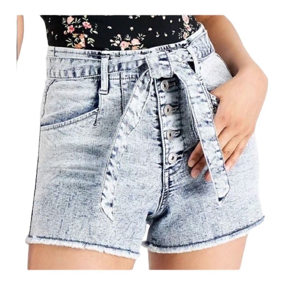 Womens Celebrity Pink Light Acid Wash Button Fly Y2K Jean Shorts - Sz 11 / 30